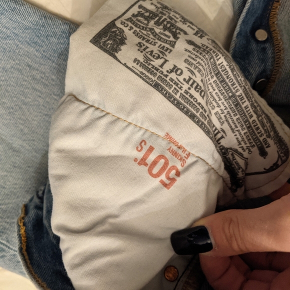 Levi's 501 Jeans - Picture 2 of 3